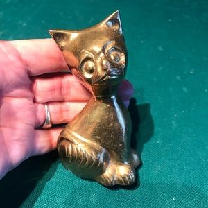 Solid Brass“Sitting Up”Cat is 4 1/2”tall X 2 1/4”